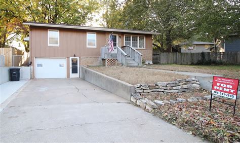 View home features, photos, park info and more. . Houses for rent in wamego ks